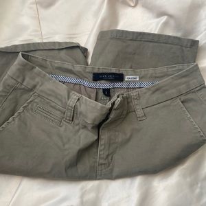 Max Jeans khaki shorts size 2 🐴